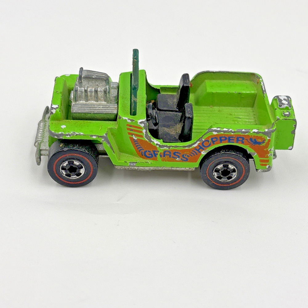 Hot Wheels Redline 1970 Grass Hopper Green w Dark Interior